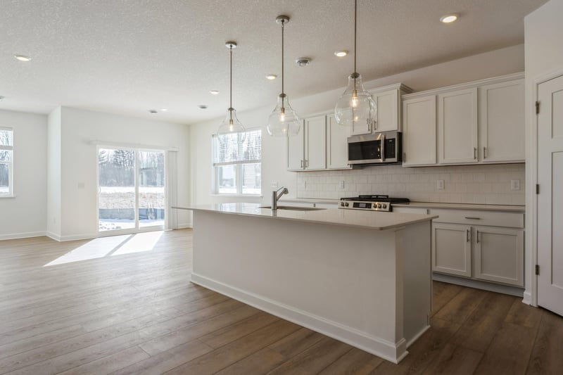 21745 Rose Dr, Farmington, MN 55024