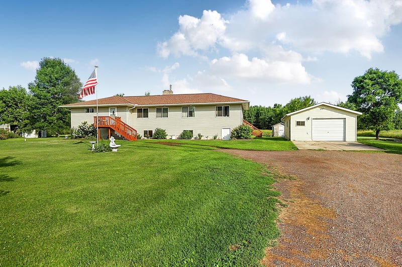 17311 Highway 23 NE, Oak Park, MN 56357