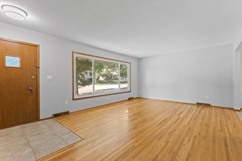 807 26th St NW, Rochester, MN 55901