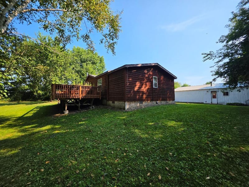 2560 8 3/4 St, Cumberland, WI 54829