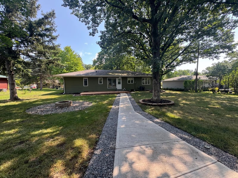 804 5th St SW, Little Falls, MN 56345