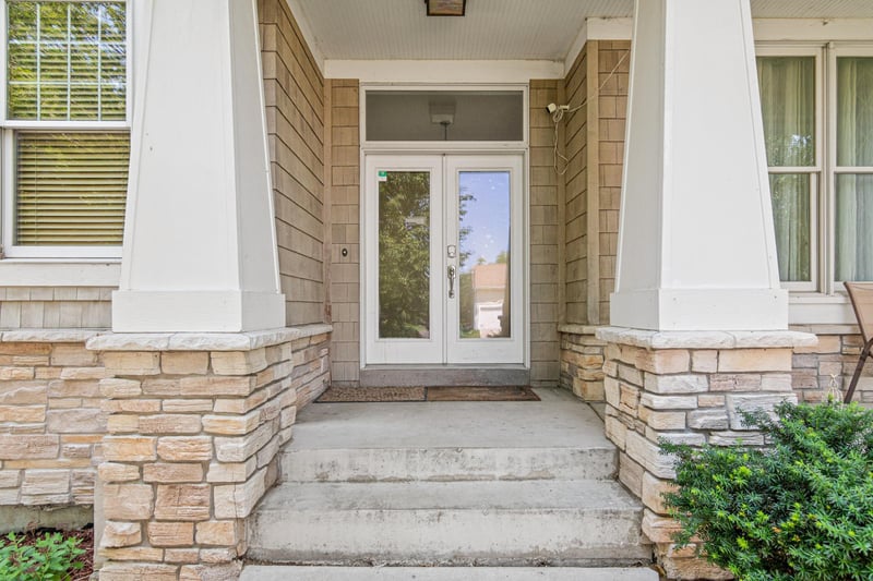 2417 87th Trl N, Brooklyn Park, MN 55443