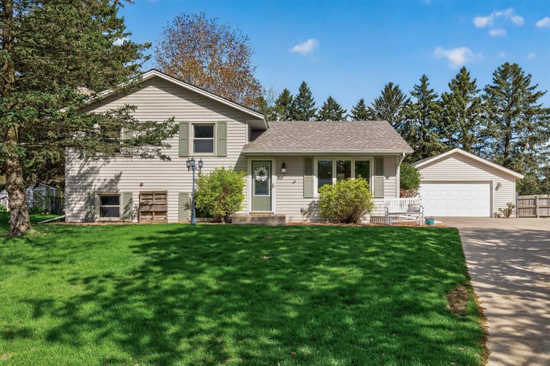18278 Everton Ct, Farmington, MN 55024
