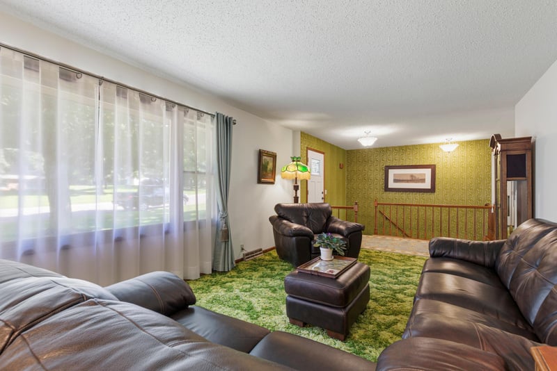 127 Woodcrest Ter, Le Sueur, MN 56058