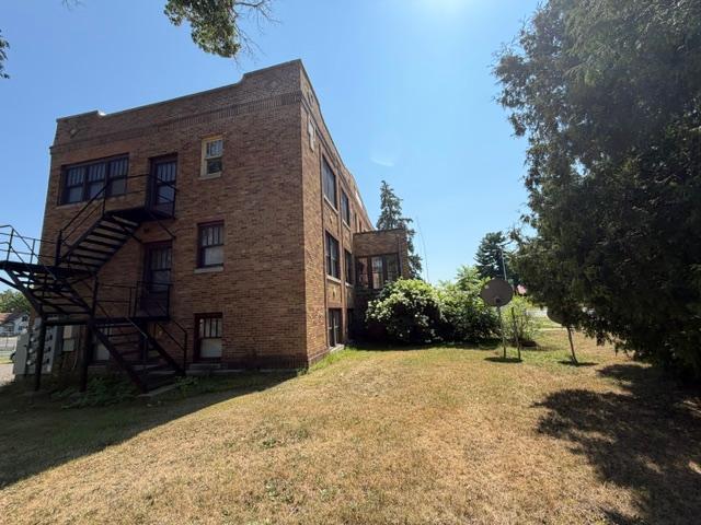 416 S Pine St, Grantsburg, WI 54840