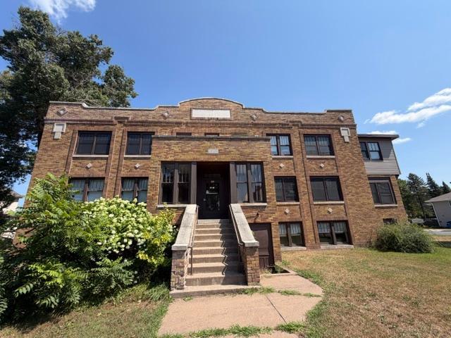 416 S Pine St, Grantsburg, WI 54840