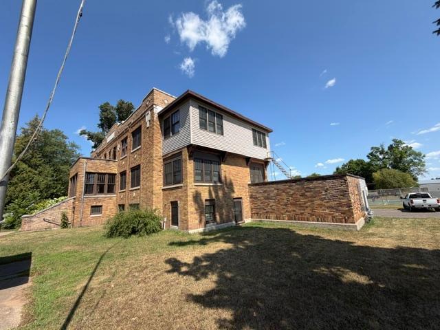416 S Pine St, Grantsburg, WI 54840