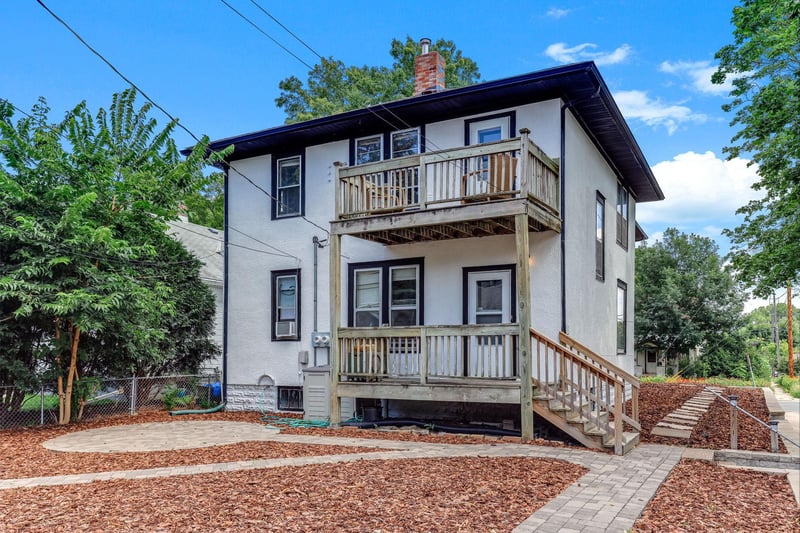 256 Russell Ave S, Minneapolis, MN 55405