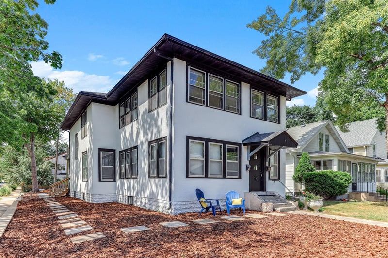 256 Russell Ave S, Minneapolis, MN 55405