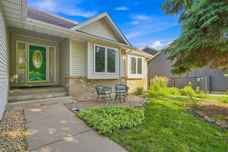 18824 Excalibur Trl, Farmington, MN 55024