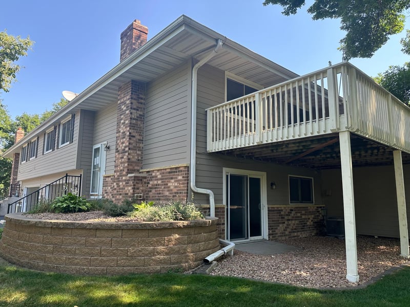 11232 Vessey Cir, Bloomington, MN 55437