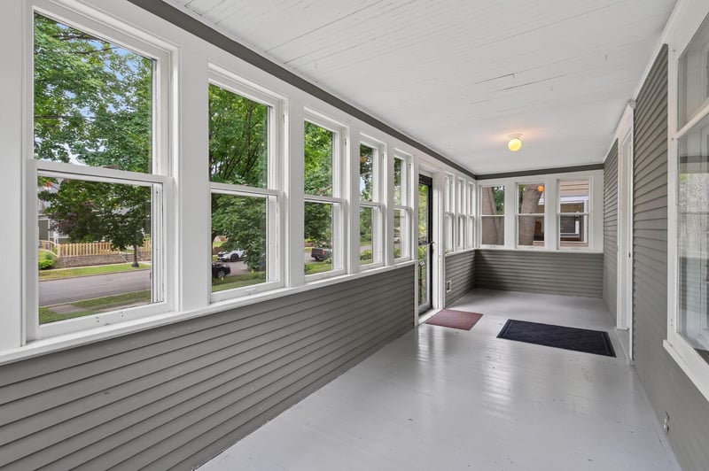 2162 Dayton Ave, Saint Paul, MN 55104