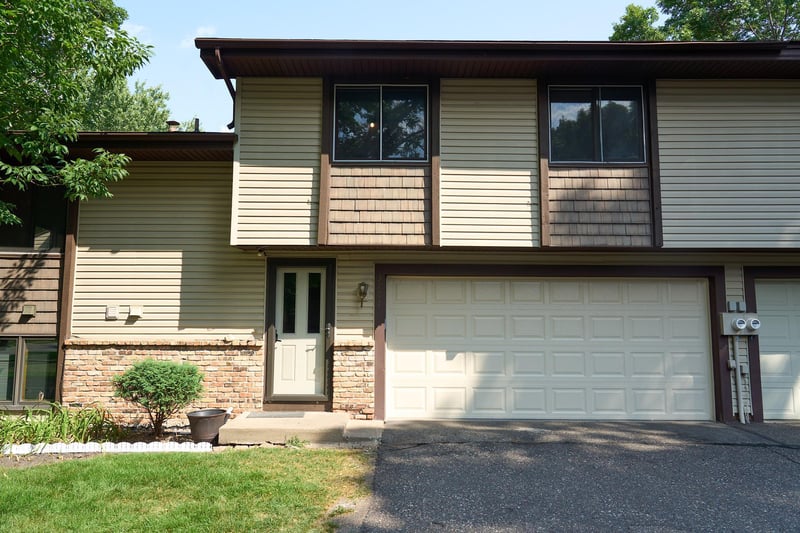 3781 Brookdale Cir N, Brooklyn Park, MN 55443
