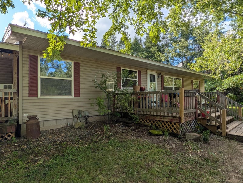 53085 Dupuis Rd, Sandstone, MN 55072