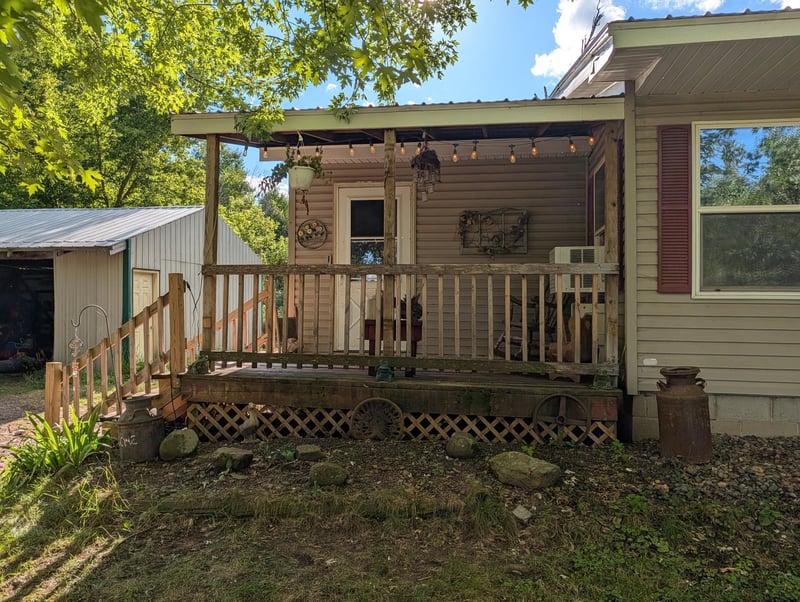 53085 Dupuis Rd, Sandstone, MN 55072