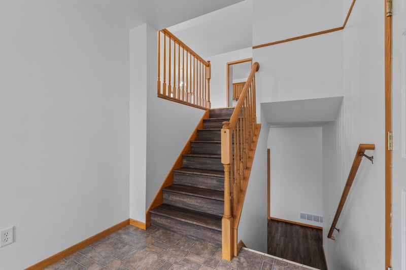 506 7th Ave NE, Byron, MN 55920