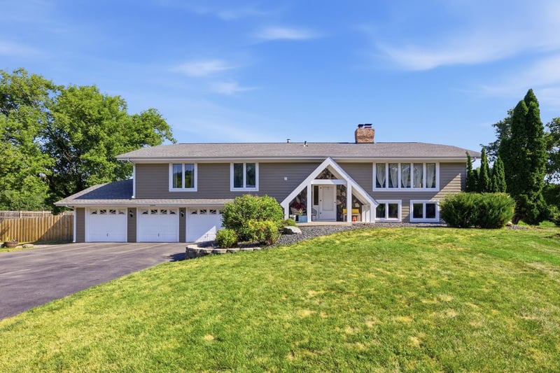 17200 32nd Ave N, Plymouth, MN 55447