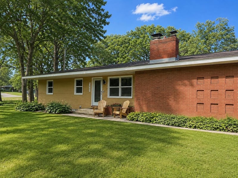 1427 Lori Ave, Detroit Lakes, MN 56501