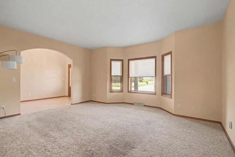 W7885 Country Ave, Holmen, WI 54636