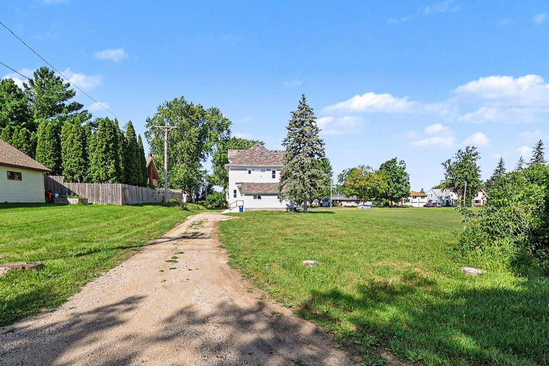 501 Forest St, Kenyon, MN 55946