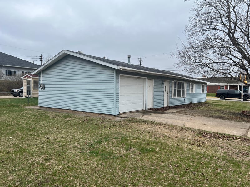 104 12th Ave S, Onalaska, WI 54650