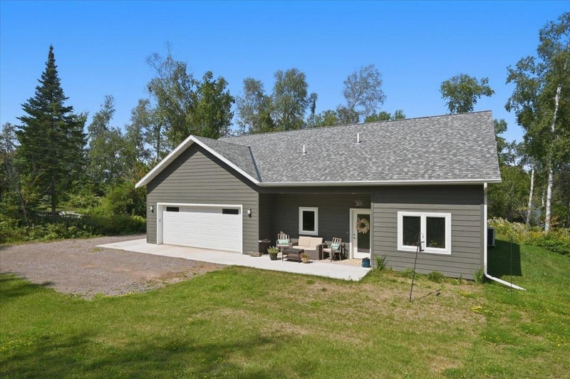6160 N Birch Acres Rd, Duluth, MN 55803