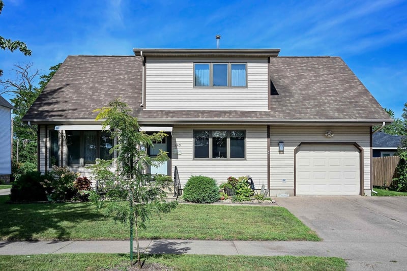 409 Olmstead St, Winona, MN 55987