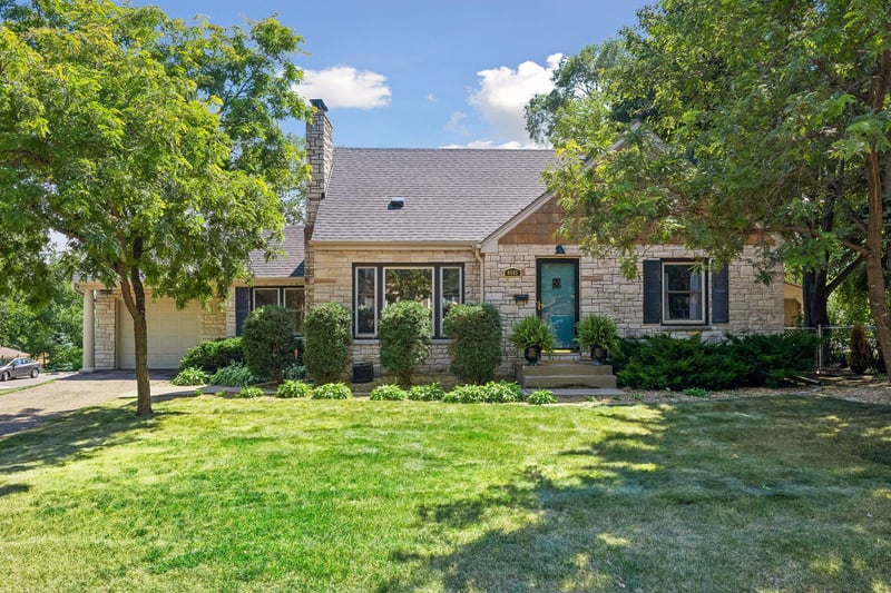 6605 Cedar Lake Rd S, Saint Louis Park, MN 55426