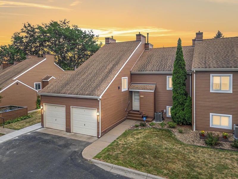 804 Seal St, Saint Paul, MN 55114