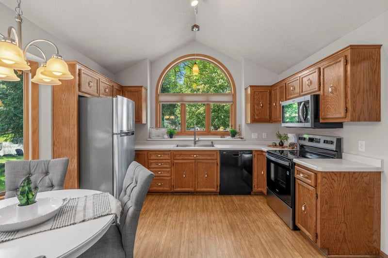 14231 Candlewood Ln NE, Prior Lake, MN 55372