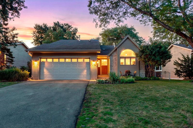 14231 Candlewood Ln NE, Prior Lake, MN 55372