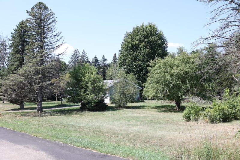 W9806 805th Ave, River Falls, WI 54022