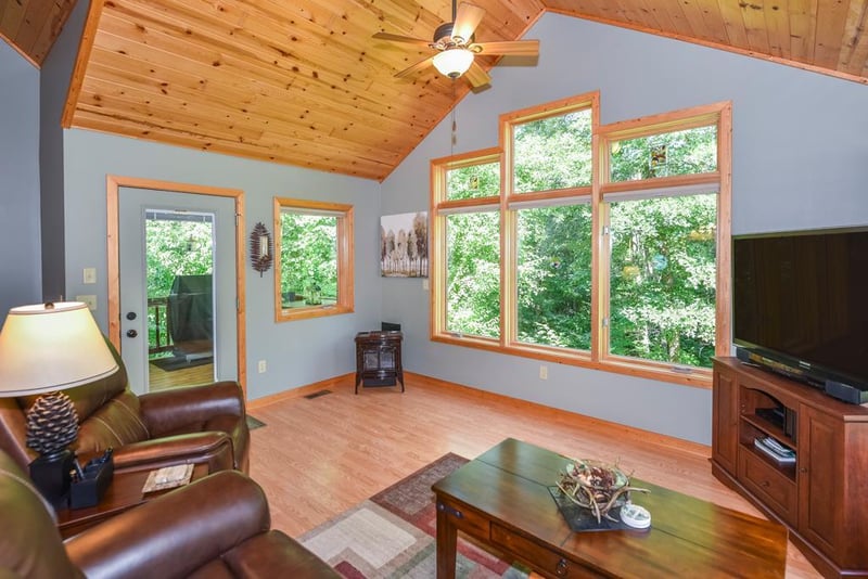 31492 Green Scene Dr, Breezy Point, MN 56472