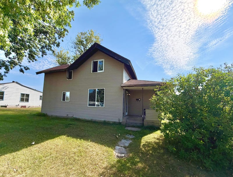 508 NW 8th Ave, Grand Rapids, MN 55744