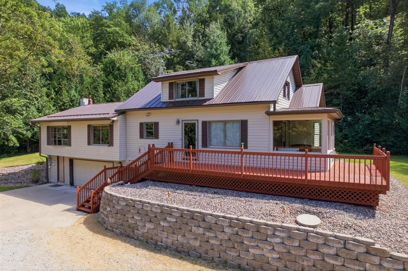 23216 Highway 43, Winona, MN 55987