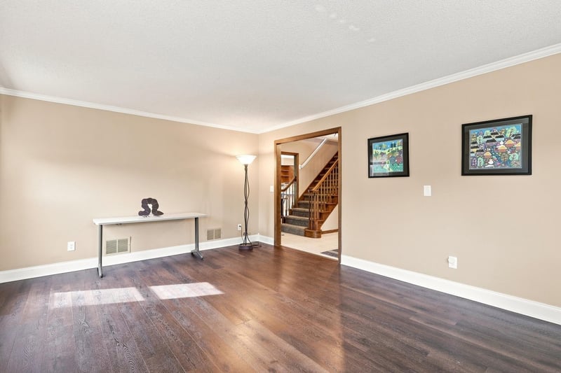 2917 Sequoia Ct, Burnsville, MN 55337