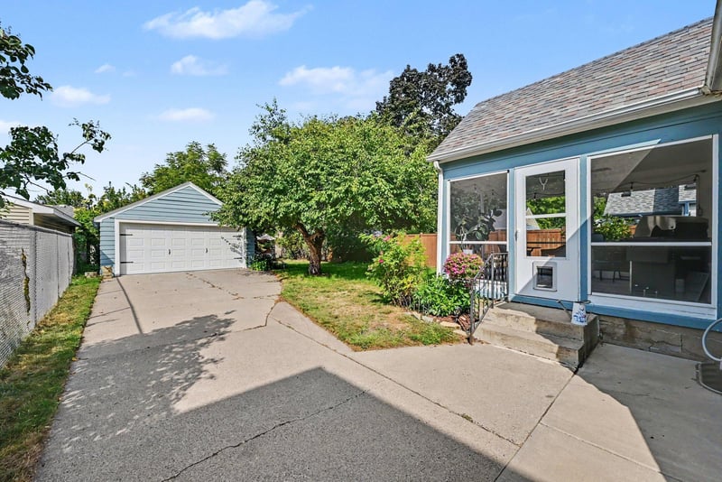 5940 Clinton Ave, Minneapolis, MN 55419