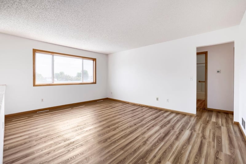 4024 Blakewood Dr, Shakopee, MN 55379