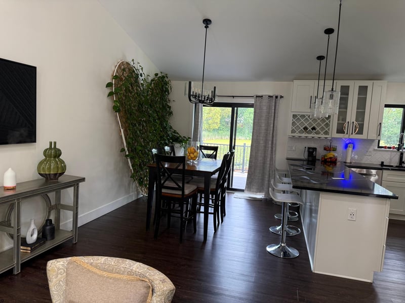 1026 Carrie St, West Saint Paul, MN 55118