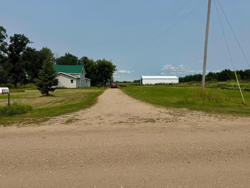 26571 260th St, Badger, MN 56714