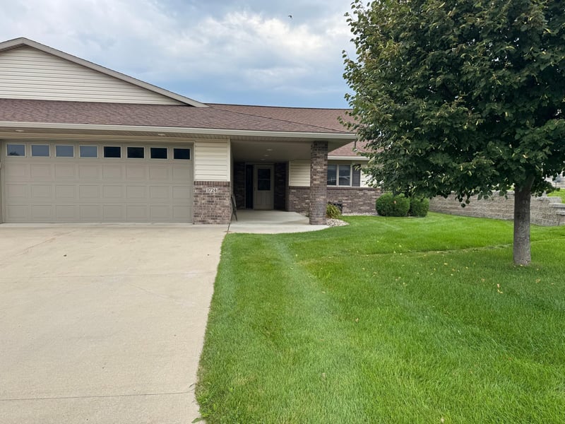 1724 Lower Trentwood Cir NE, Willmar, MN 56201