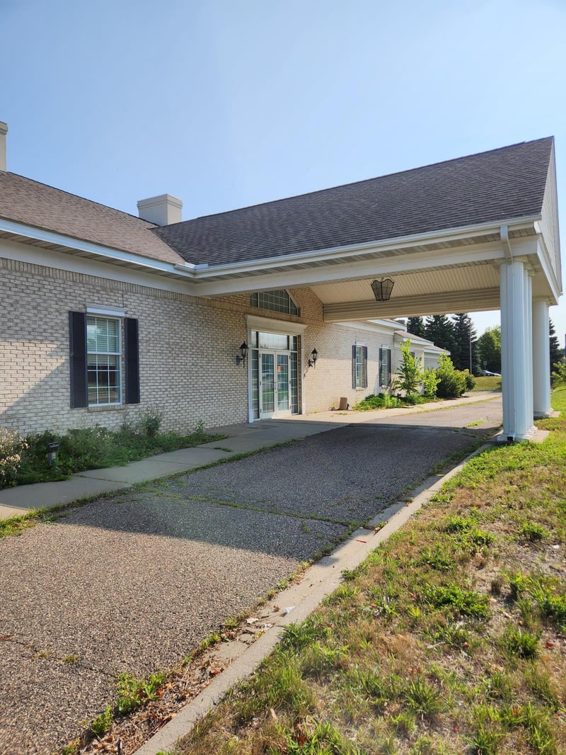 7300 42nd Ave N, New Hope, MN 55427