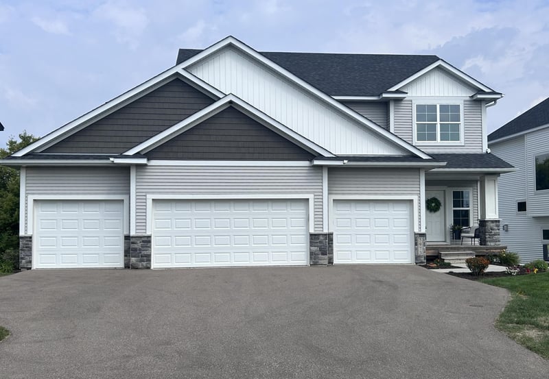 5973 178th St W, Lakeville, MN 55044
