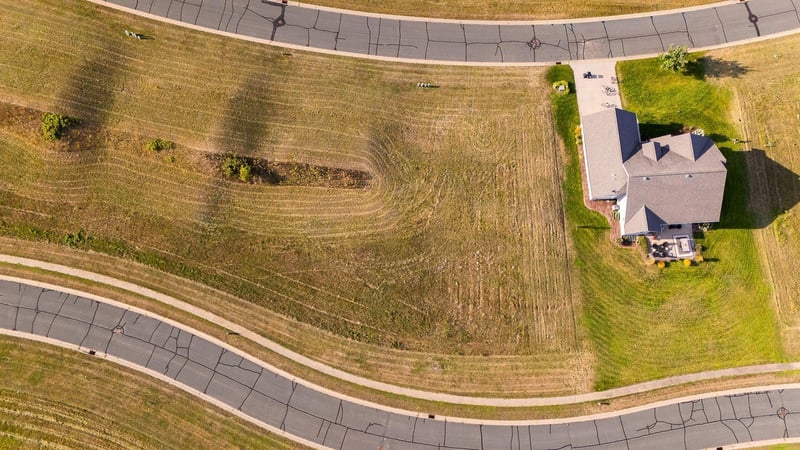 2725 Oakhurst Dr, Lake City, MN 55041