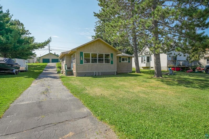 512 2nd St N, Tower, MN 55790