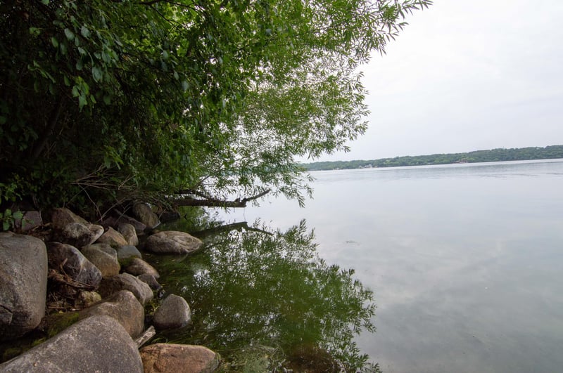 609 Lakeshore Dr, Ortonville, MN 56278