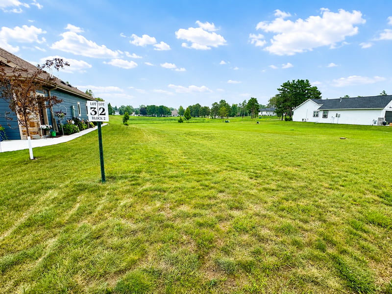 854 Lake Forest Cir, Detroit Lakes, MN 56501