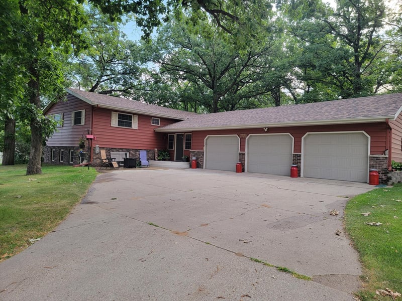 110 8th St NE, Long Prairie, MN 56347