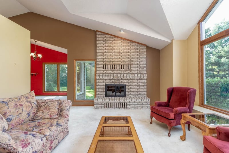 200 Greenwood Dr, Mankato, MN 56001