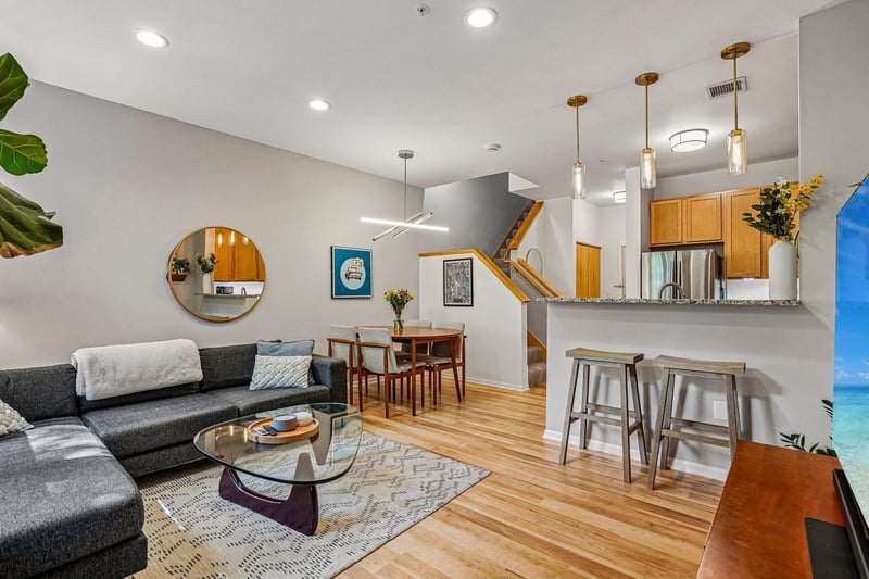 545 N 1st St #119, Minneapolis, MN 55401
